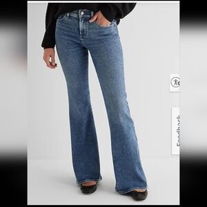 Express 70's Flare Mid-Rise jeans 16